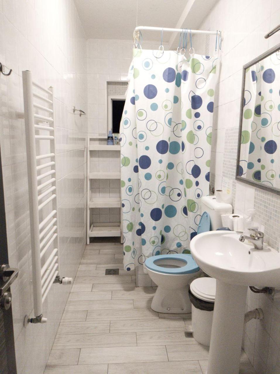Hostel High House