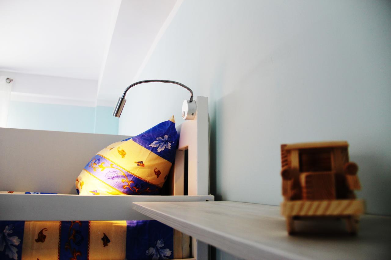 Hostel High House